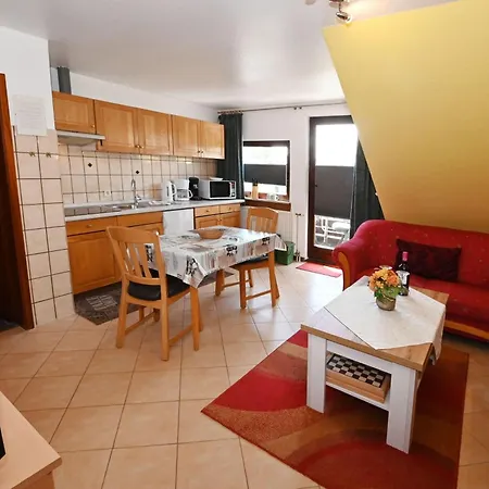 Haus-Lily-Nr-03 Apartment